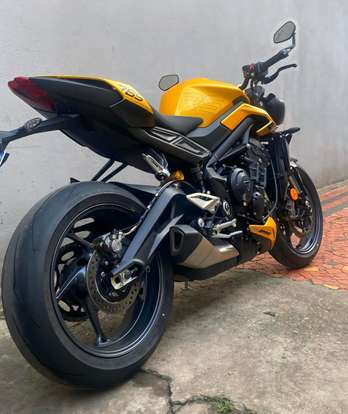 TRIUMPH-STREET TRIPLE RS ABS-2024