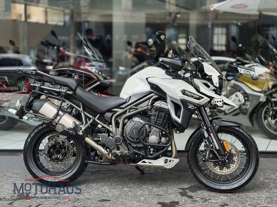 TRIUMPH-TIGER EXPLORER XCX-2017