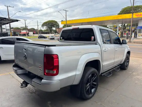 VOLKSWAGEN-AMAROK-2013