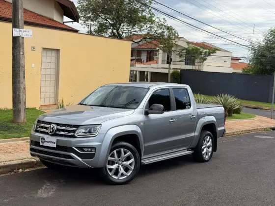 VOLKSWAGEN AMAROK 3.0 V6 TDI DIESEL HIGHLINE CD 4MOTION AUTOMÁTICO