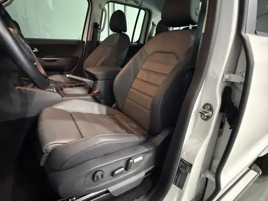 VOLKSWAGEN-AMAROK-3.0 V6 TDI DIESEL HIGHLINE CD 4MOTION AUTOMÁTICO VOLKSWAGEN-AMAROK-2021