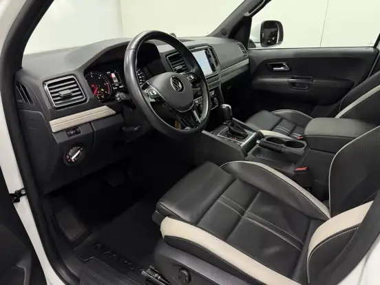 VOLKSWAGEN-AMAROK-2024