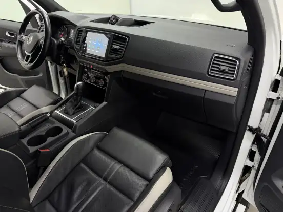 VOLKSWAGEN-AMAROK-3.0 V6 TDI DIESEL HIGHLINE CD 4MOTION AUTOMÁTICO VOLKSWAGEN-AMAROK-2024