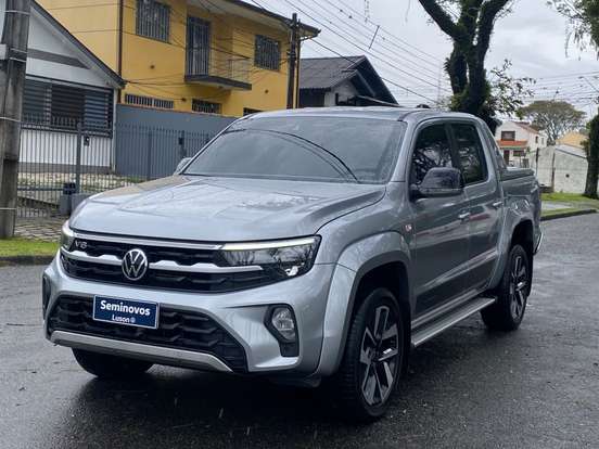 VOLKSWAGEN-AMAROK-2025