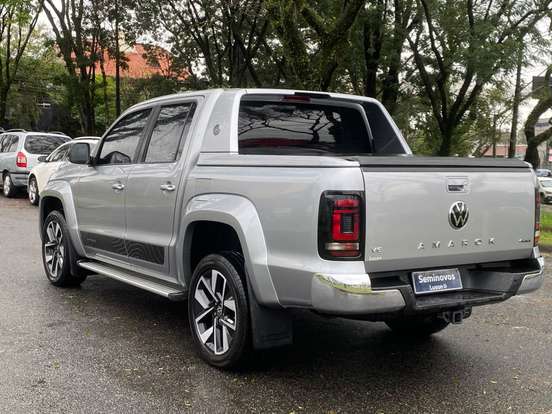 VOLKSWAGEN-AMAROK-3.0 V6 TDI DIESEL EXTREME CD 4MOTION AUTOMÁTICO VOLKSWAGEN-AMAROK-2025