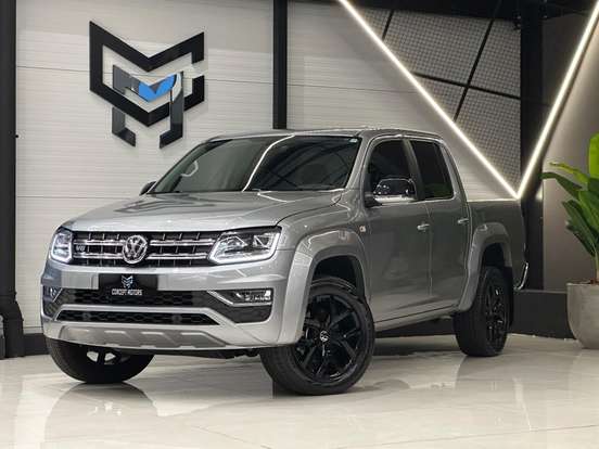 VOLKSWAGEN-AMAROK-2023