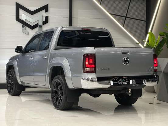 VOLKSWAGEN-AMAROK-3.0 V6 TDI DIESEL HIGHLINE CD 4MOTION AUTOMÁTICO VOLKSWAGEN-AMAROK-2023