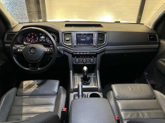 VOLKSWAGEN-AMAROK-2023