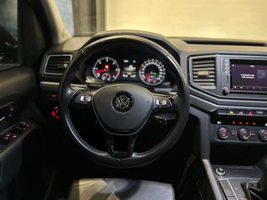 VOLKSWAGEN-AMAROK-3.0 V6 TDI DIESEL HIGHLINE CD 4MOTION AUTOMÁTICO VOLKSWAGEN-AMAROK-2023