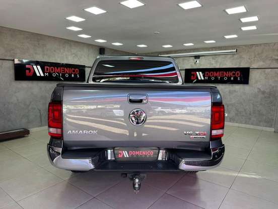 VOLKSWAGEN-AMAROK-2018