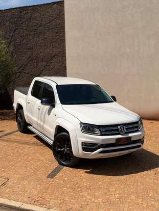 VOLKSWAGEN-AMAROK-2019