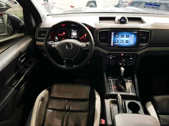 VOLKSWAGEN-AMAROK-2024