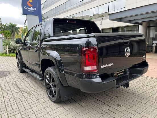 VOLKSWAGEN-AMAROK-2022
