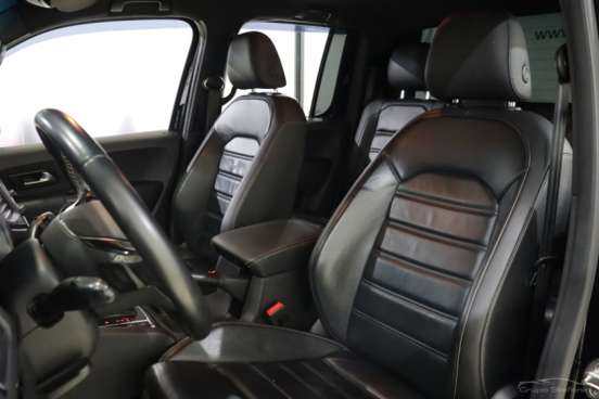 VOLKSWAGEN-AMAROK-2022