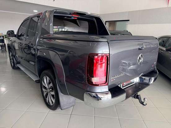 VOLKSWAGEN-AMAROK-2018