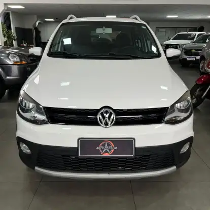 VOLKSWAGEN-CROSSFOX-2013
