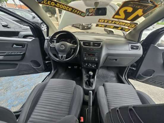 VOLKSWAGEN-CROSSFOX-1.6 MI FLEX 8V 4P MANUAL VOLKSWAGEN-CROSSFOX-2011