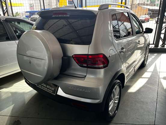 VOLKSWAGEN-CROSSFOX-1.6 MSI FLEX 16V 4P MANUAL VOLKSWAGEN-CROSSFOX-2015
