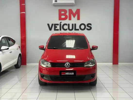 VOLKSWAGEN-FOX-2012