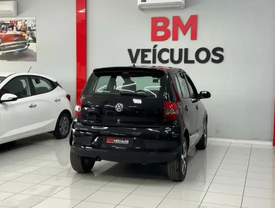 VOLKSWAGEN-FOX-1.0 MI 8V FLEX 4P MANUAL VOLKSWAGEN-FOX-2009