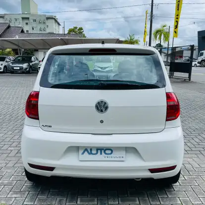 VOLKSWAGEN-FOX-1.0 MI 8V FLEX 4P MANUAL VOLKSWAGEN-FOX-2011
