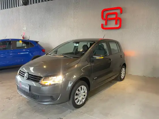 VOLKSWAGEN-FOX-1.0 MI 8V FLEX 4P MANUAL VOLKSWAGEN-FOX-2012