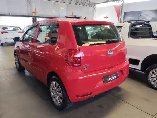 VOLKSWAGEN-FOX-2011