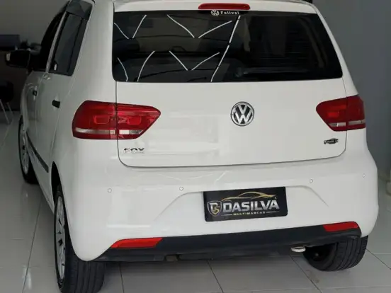 VOLKSWAGEN-FOX-1.0 MPI COMFORTLINE 12V FLEX 4P MANUAL VOLKSWAGEN-FOX-2016