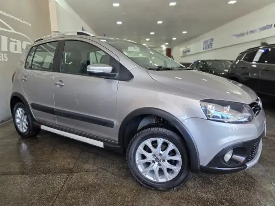 VOLKSWAGEN-FOX-1.6 MI 8V FLEX 4P AUTOMATIZADO VOLKSWAGEN-FOX-2012