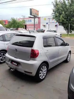 VOLKSWAGEN-FOX-2013