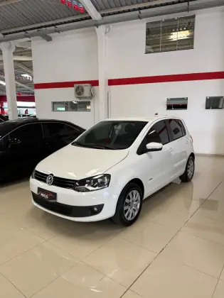 VOLKSWAGEN FOX 1.6 MI 8V FLEX 4P MANUAL