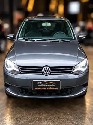 VOLKSWAGEN-FOX-2012