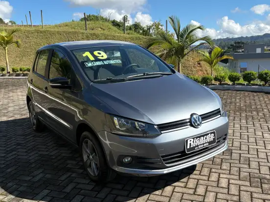 VOLKSWAGEN-FOX-1.6 MSI TOTAL FLEX CONNECT 4P I-MOTION VOLKSWAGEN-FOX-2018