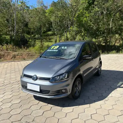VOLKSWAGEN-FOX-2018