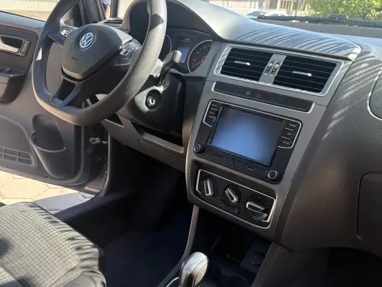 VOLKSWAGEN-FOX-1.6 MSI TOTAL FLEX CONNECT 4P I-MOTION VOLKSWAGEN-FOX-2018