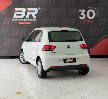 VOLKSWAGEN-FOX-2017