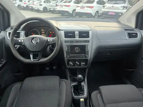 VOLKSWAGEN-FOX-1.6 MSI TOTAL FLEX CONNECT 4P MANUAL VOLKSWAGEN-FOX-2018