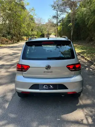 VOLKSWAGEN-FOX-2019