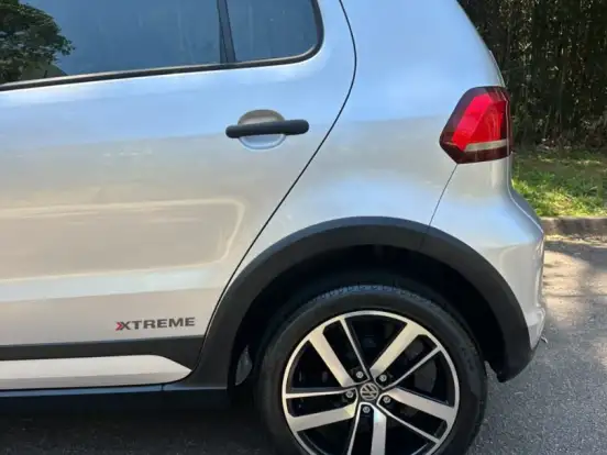 VOLKSWAGEN-FOX-1.6 MSI TOTAL FLEX XTREME 4P MANUAL VOLKSWAGEN-FOX-2019