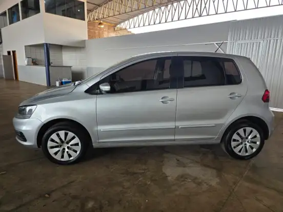 VOLKSWAGEN-FOX-1.6 MSI TRENDLINE 8V FLEX 4P MANUAL VOLKSWAGEN-FOX-2014