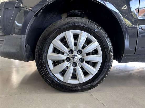VOLKSWAGEN-FOX-2008