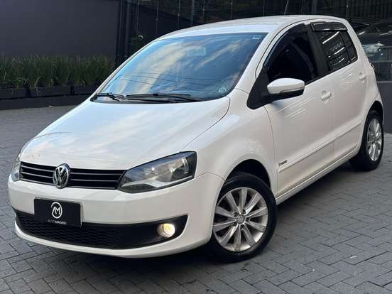VOLKSWAGEN-FOX-2013