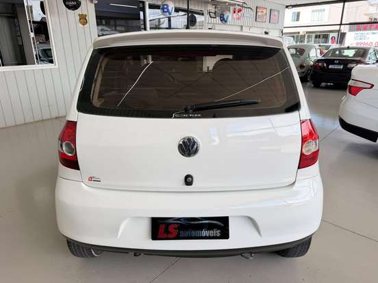 VOLKSWAGEN-FOX-2009
