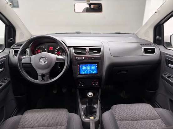 VOLKSWAGEN-FOX-1.0 MI 8V FLEX 4P MANUAL VOLKSWAGEN-FOX-2012