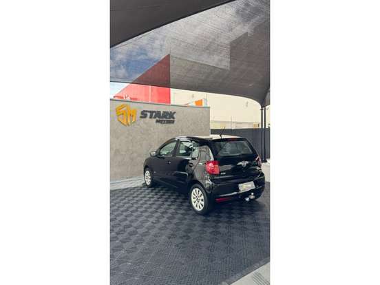 VOLKSWAGEN-FOX-1.0 MI TREND 8V FLEX 4P MANUAL VOLKSWAGEN-FOX-2010