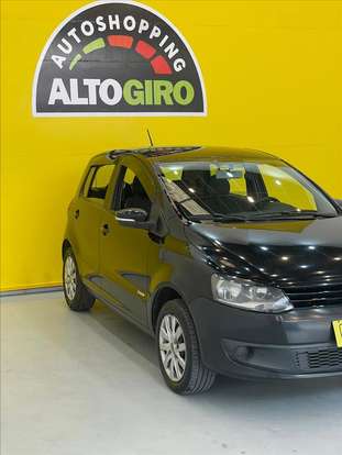VOLKSWAGEN-FOX-2012