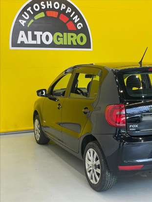 VOLKSWAGEN-FOX-1.6 MI 8V FLEX 4P AUTOMATIZADO VOLKSWAGEN-FOX-2012