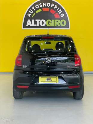 VOLKSWAGEN-FOX-2012