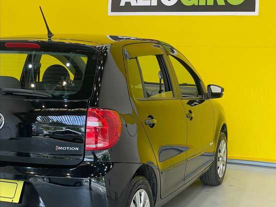 VOLKSWAGEN-FOX-1.6 MI 8V FLEX 4P AUTOMATIZADO VOLKSWAGEN-FOX-2012