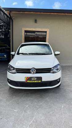 VOLKSWAGEN-FOX-2013